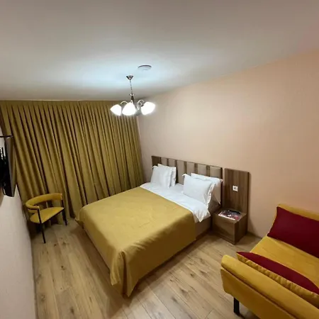 Central Park Apartments In Тбилиси Экстерьер фото